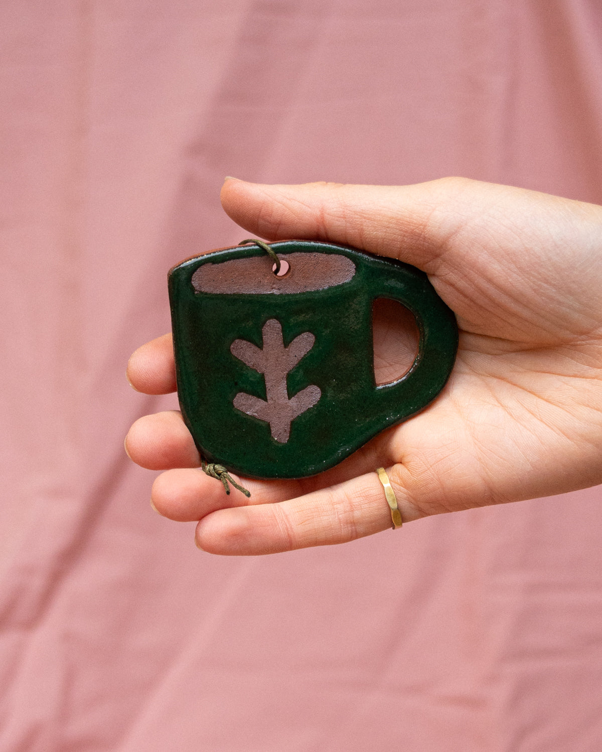 Green Leafy Mug Hanging Ornament