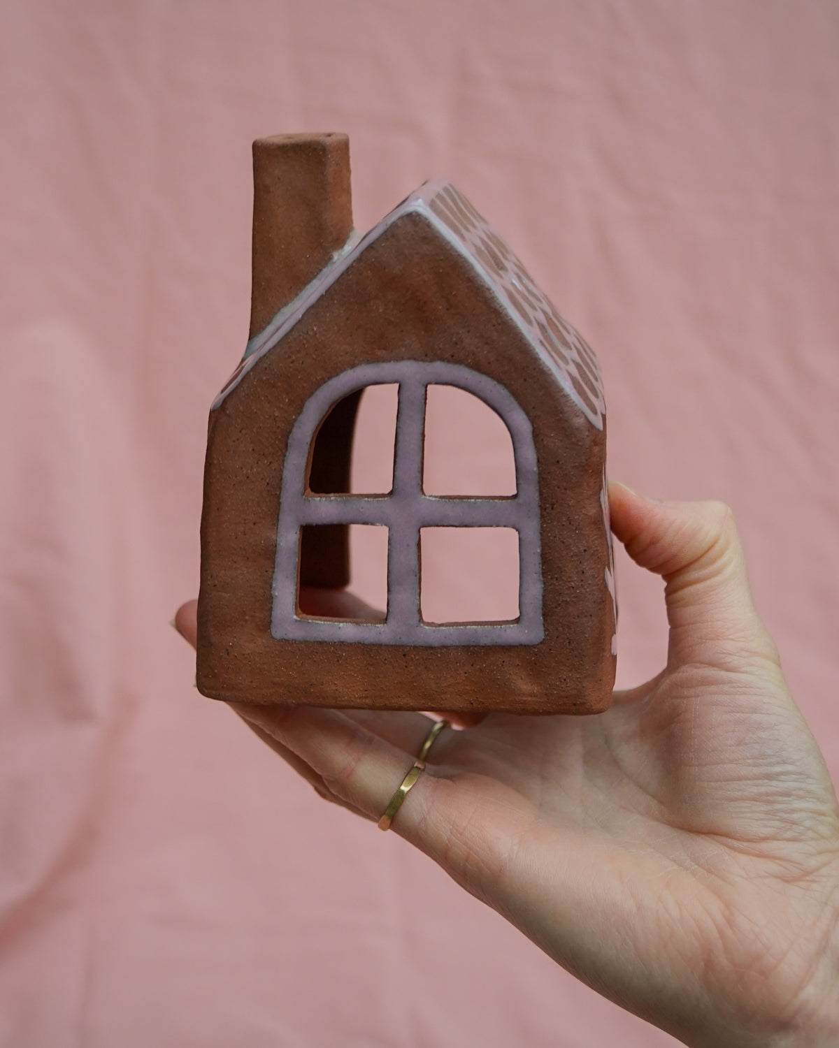 Terracotta Gingerbread House Candle Cover (2)