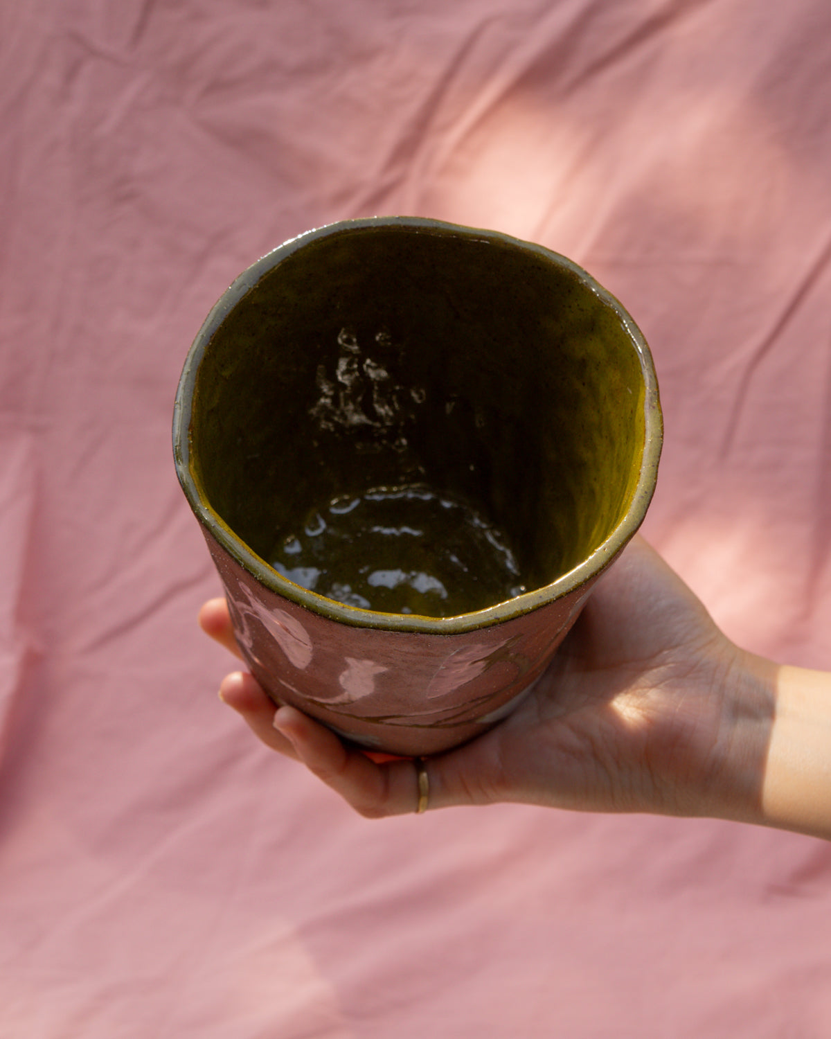 Bindweed Plant Pot (glazed inside)