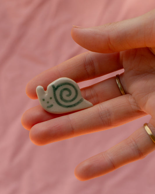 :-) Snail Badge